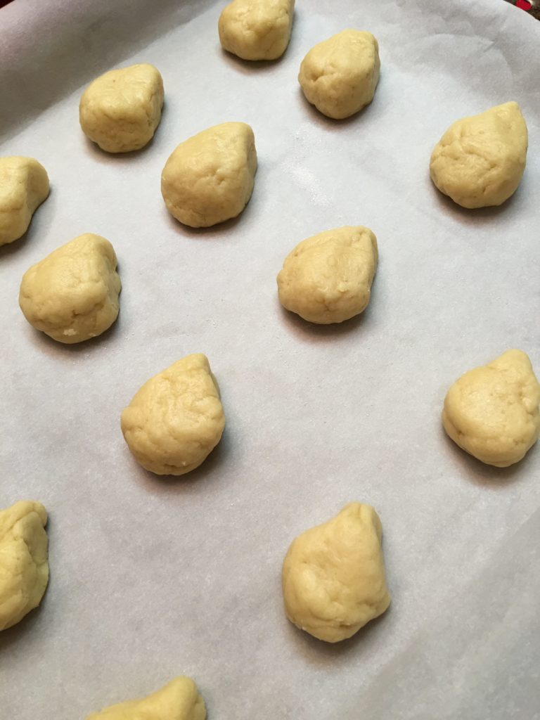 Italian Knot Cookie Recipe – Eggs